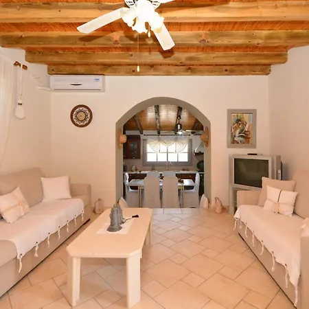 Estia Stone-built Сasa de vacaciones Kranidi