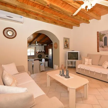 Holiday home Estia Stone-built