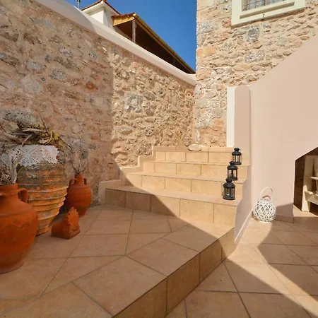 Estia Stone-built Ferienhaus