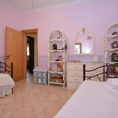 Estia Stone-built * Kranidi