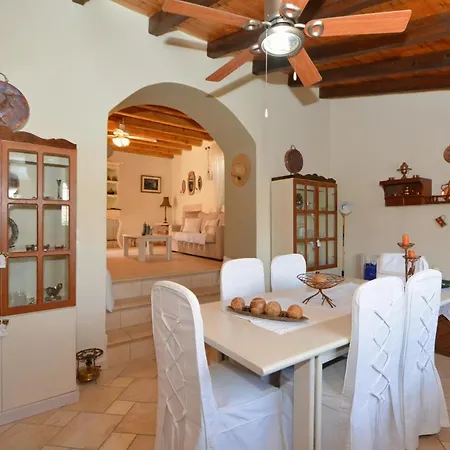 Сasa de vacaciones Estia Stone-built *