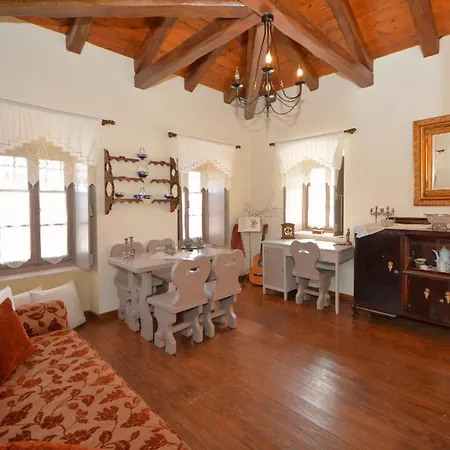 Сasa de vacaciones Estia Stone-built Kranidi