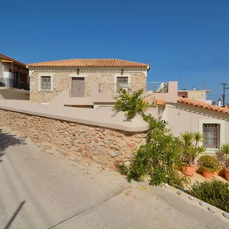 Estia Stone-built Ferienhaus *