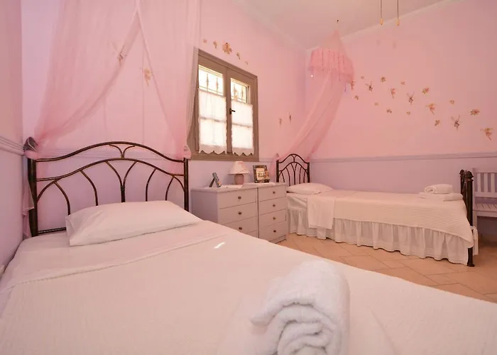 Estia Stone-built Vakantiehuis Kranídion