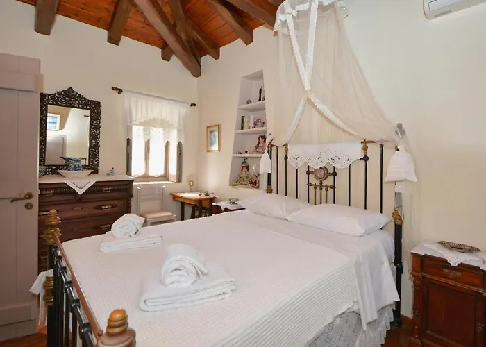 Estia Stone-built Vakantiehuis *