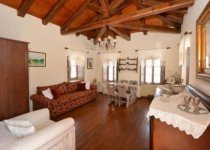 Estia Stone-built * Kranídion